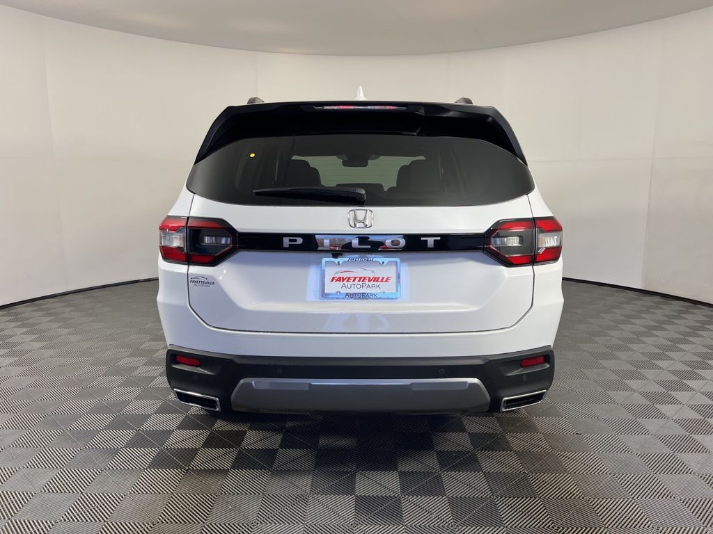 Thumbnail: 2026 Honda Pilot - 4