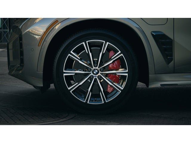 2026 BMW X5 xDrive50e 7