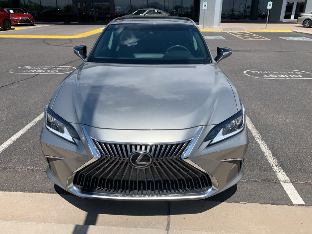 2021 Lexus ES 350 2