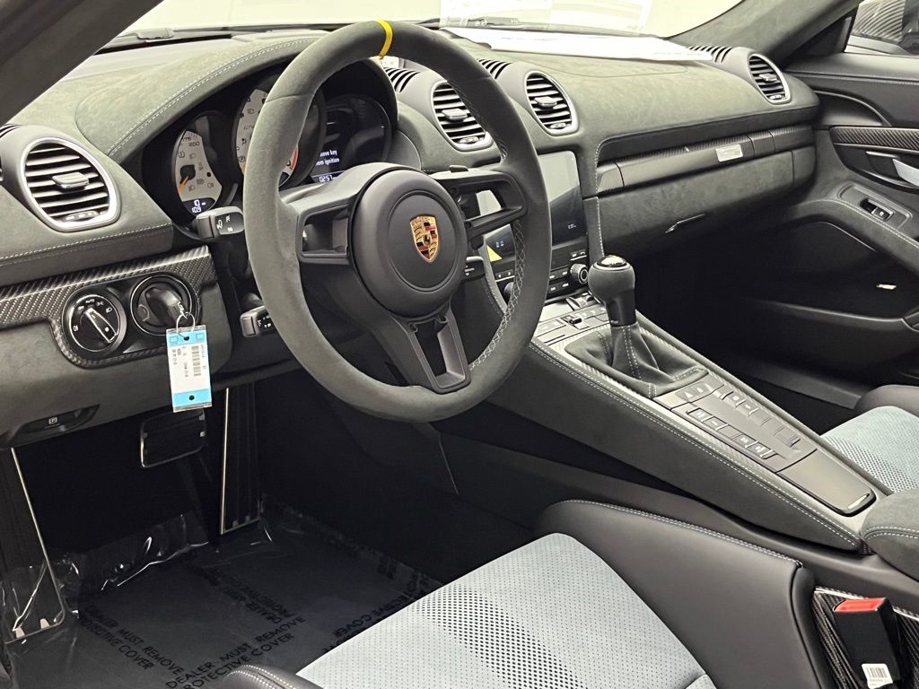 Thumbnail: 2025 Porsche 718 Cayman - 4