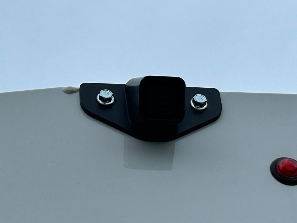 New 2025 Summit White Chevrolet Work Van image 22