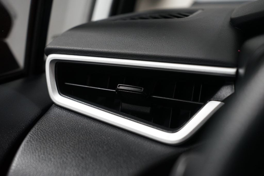 Thumbnail: 2024 Toyota Corolla - 23