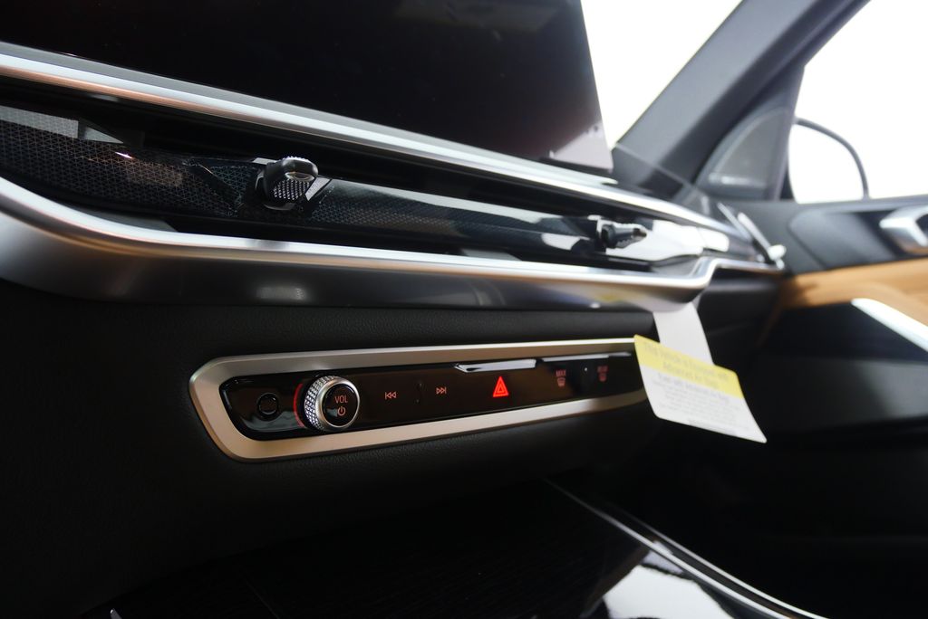 2026 BMW X5 xDrive40i 21