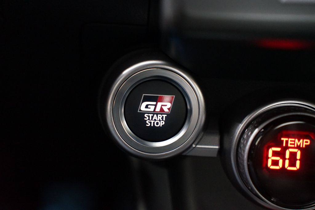 2025 Toyota GR86 Premium 22