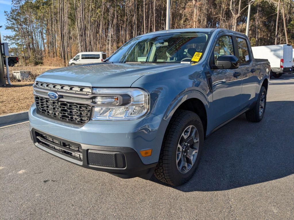 2024 Ford Maverick XLT