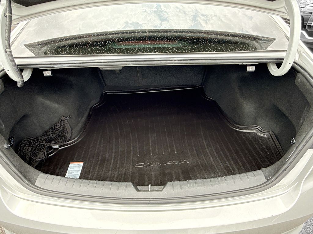 2019 Hyundai Sonata Limited 26