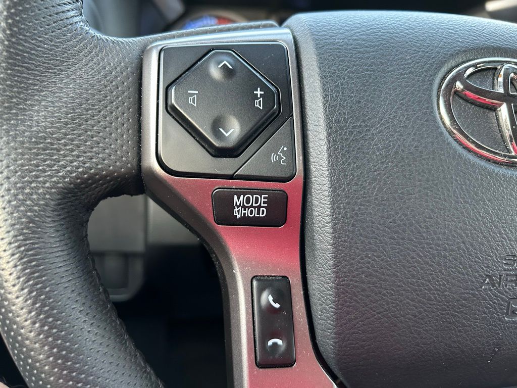 2023 Toyota Tacoma SR5 18