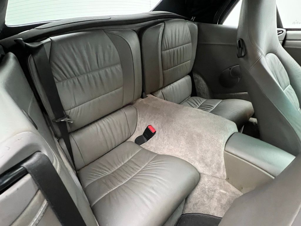 Thumbnail: 2003 Porsche 911 - 16