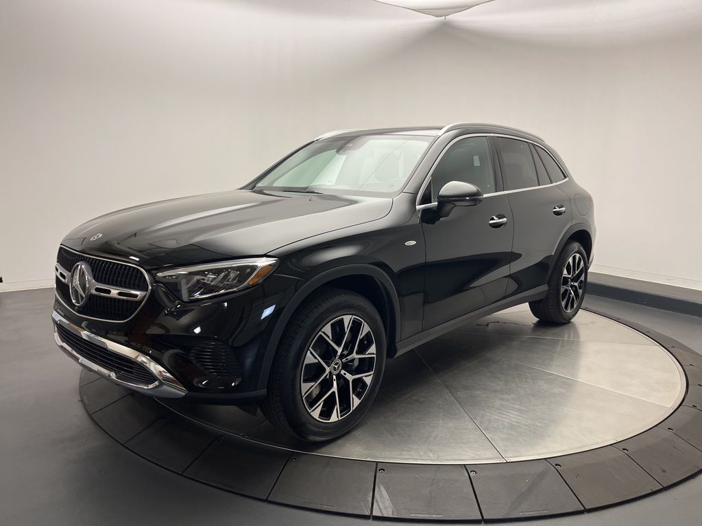 Thumbnail: 2025 Mercedes-Benz GLC - 3