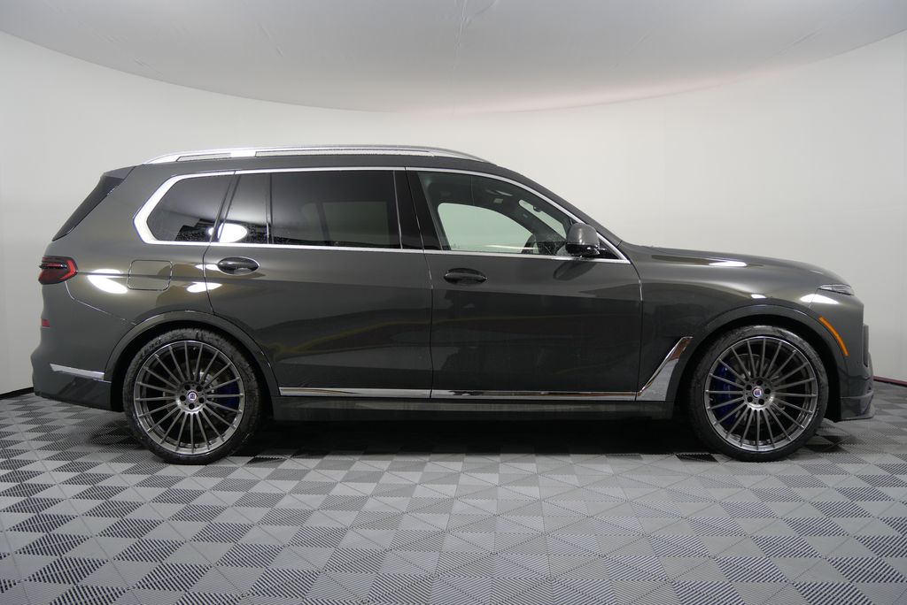 2025 BMW X7 Alpina XB7 2