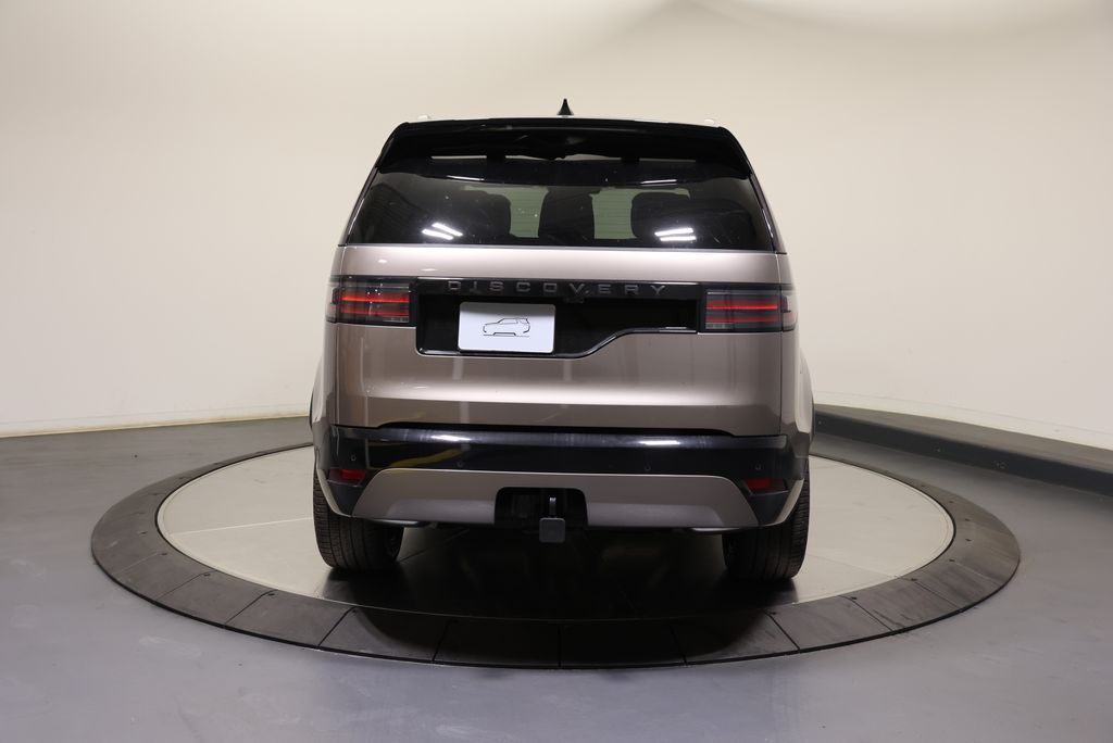 Thumbnail: 2026 Land Rover Discovery - 4