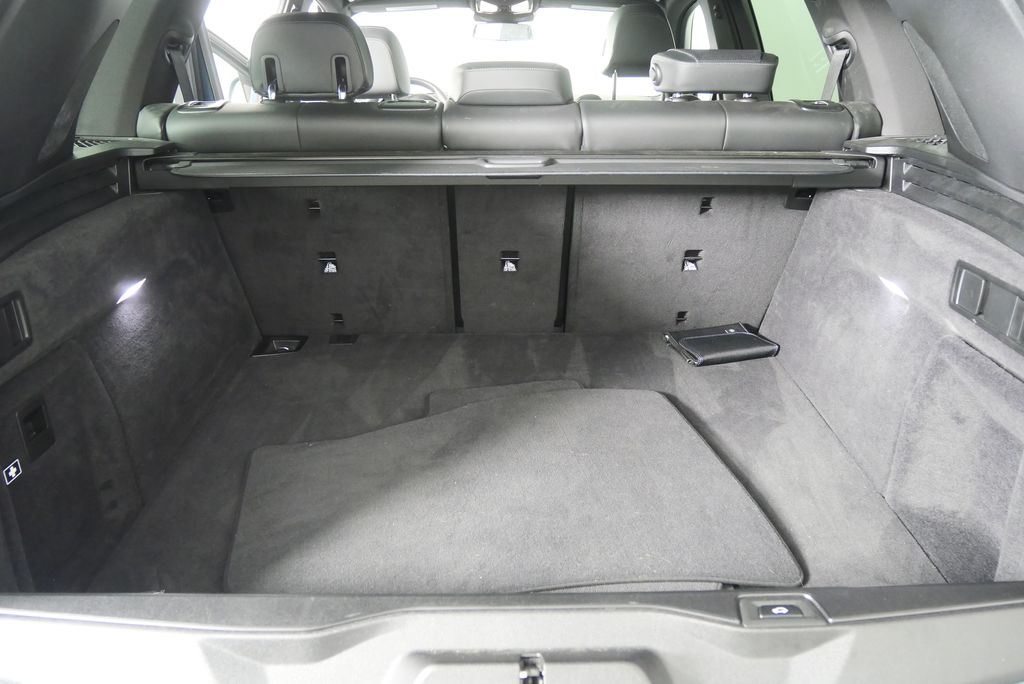 Thumbnail: 2025 BMW X5 - 17