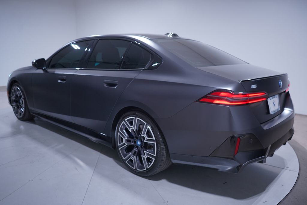 Thumbnail: 2025 BMW i5 - 3