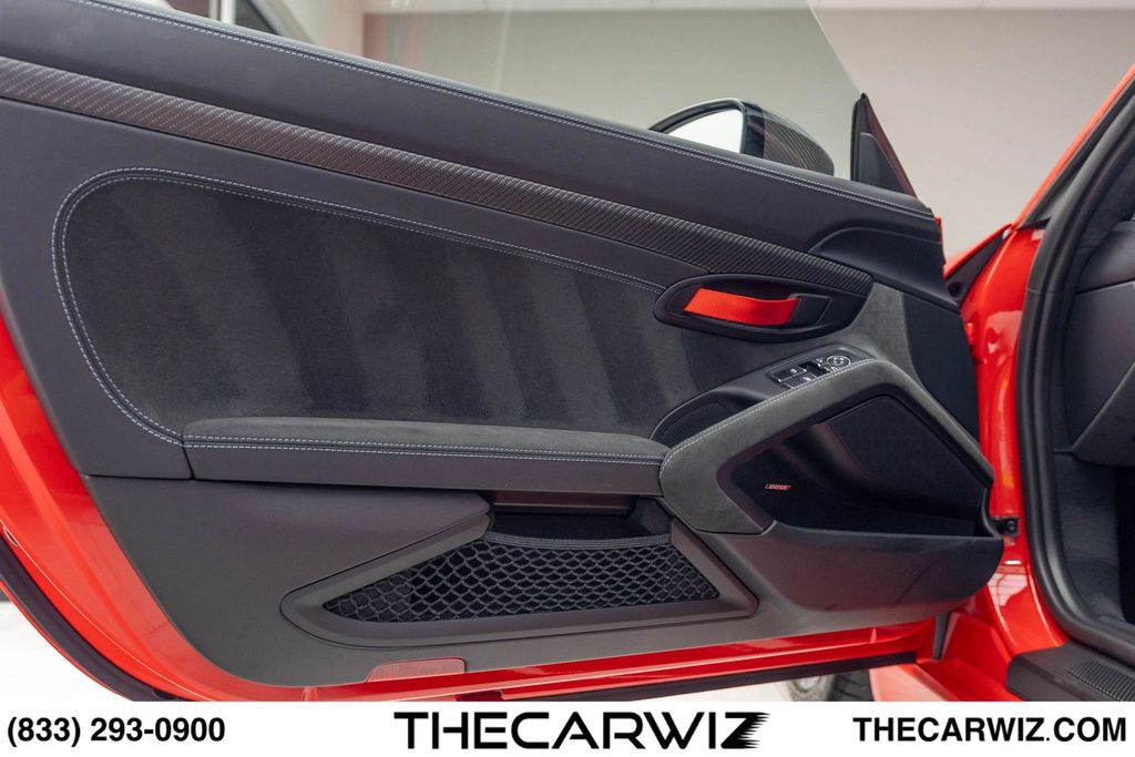 2023 Porsche 718 Cayman