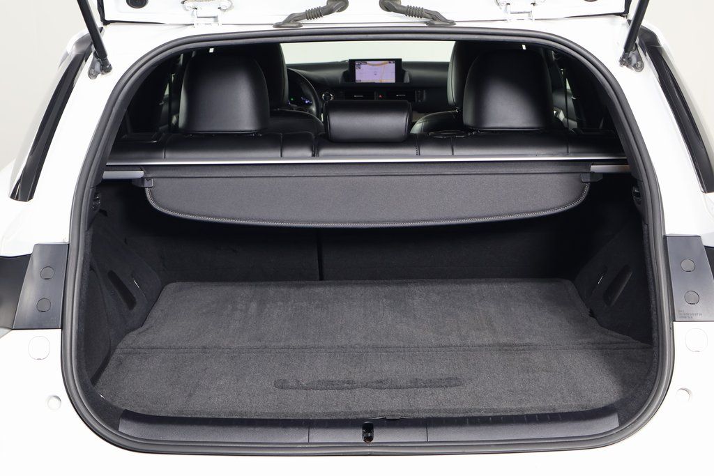 Thumbnail: 2015 Lexus CT - 14