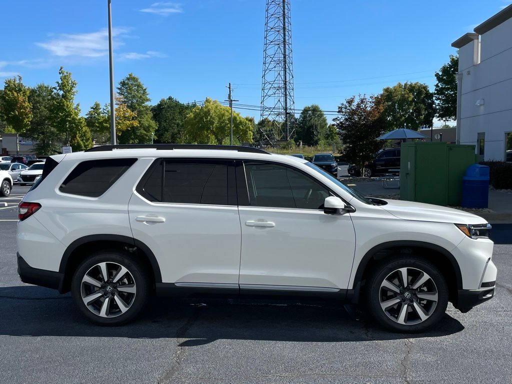 Thumbnail: 2025 Honda Pilot - 7