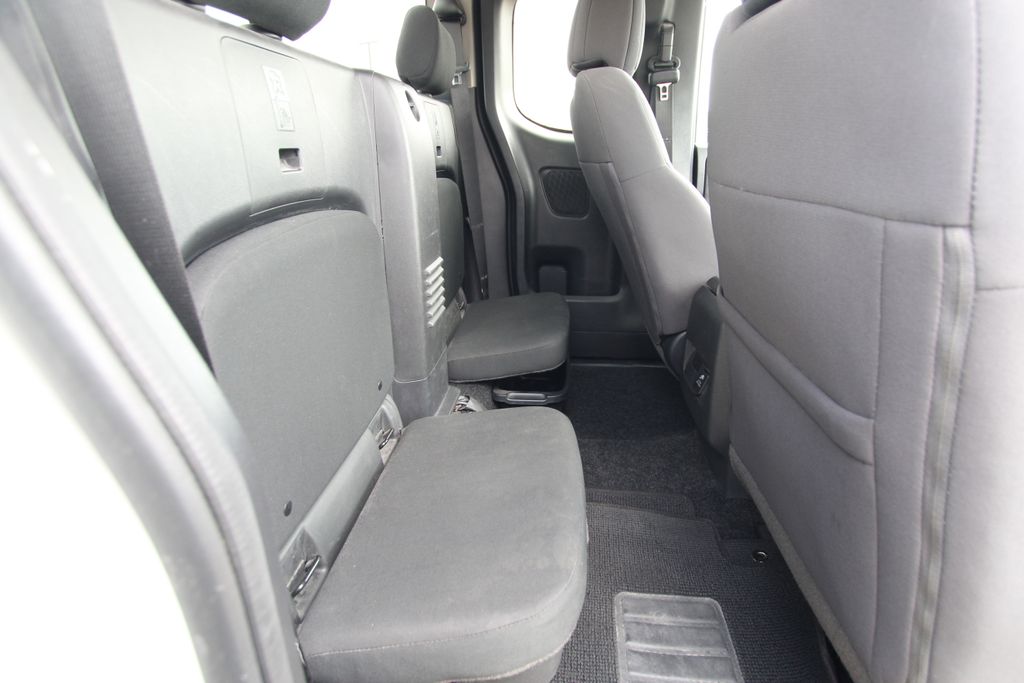 Used 2024 Nissan Frontier Truck