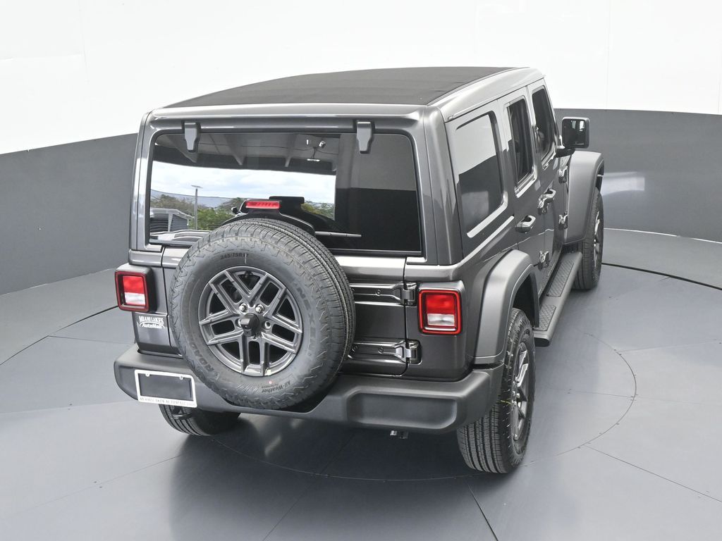 New 2026 Granite Crystal Metallic Clearcoat Jeep Sport S image 49