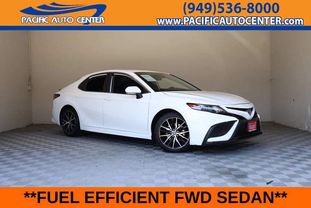2023 Toyota Camry SE FWD