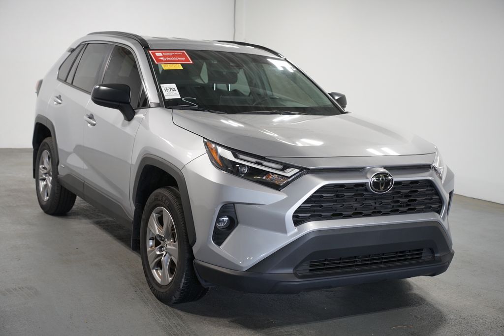 Thumbnail: 2025 Toyota RAV4 - 3