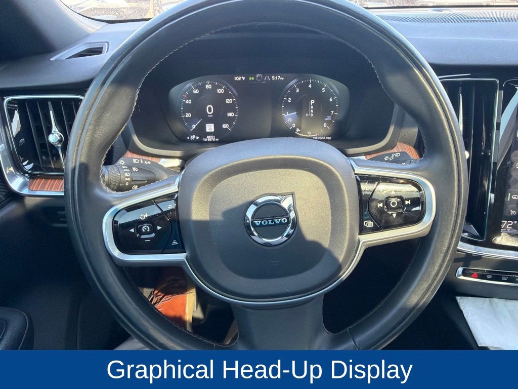 2020 Volvo V60 T5 Momentum