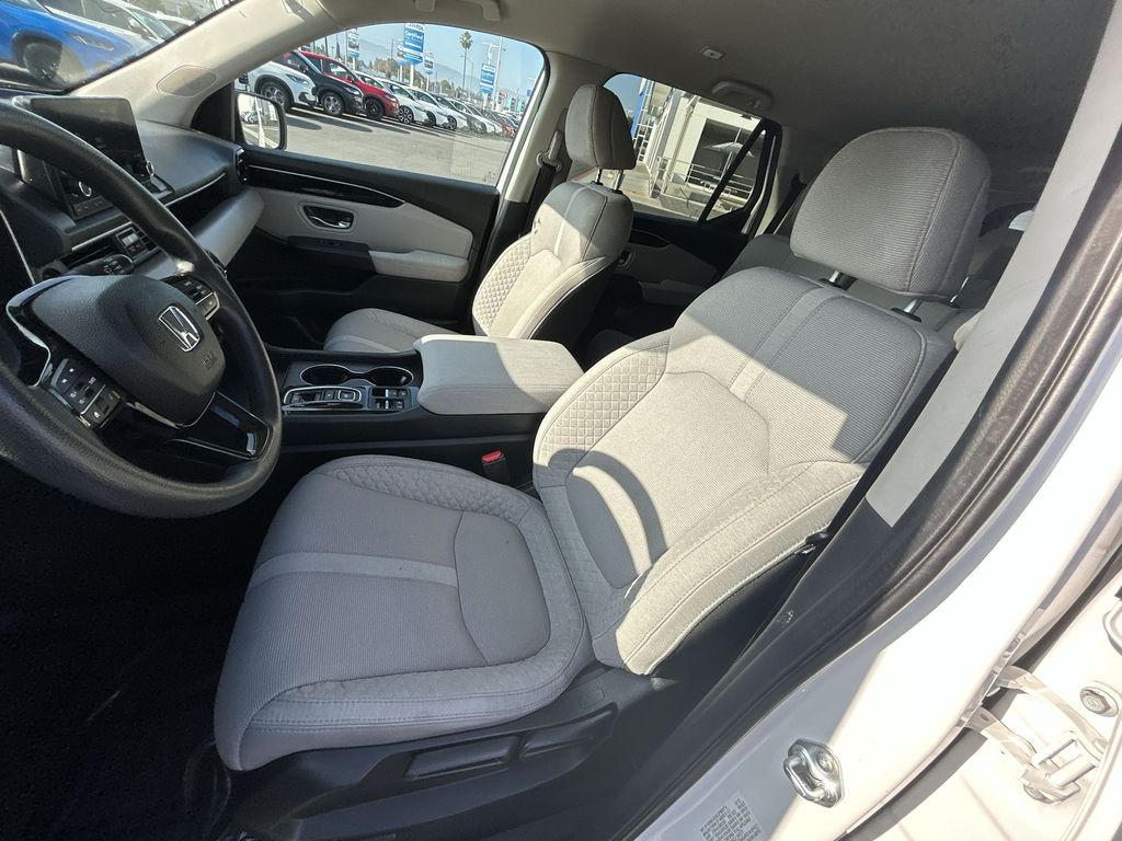 Thumbnail: 2023 Honda Pilot - 11