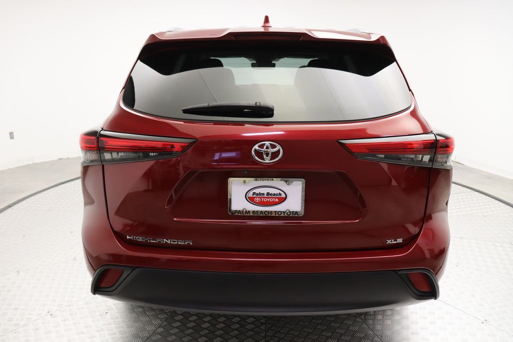 2021 Toyota Highlander XLE 10