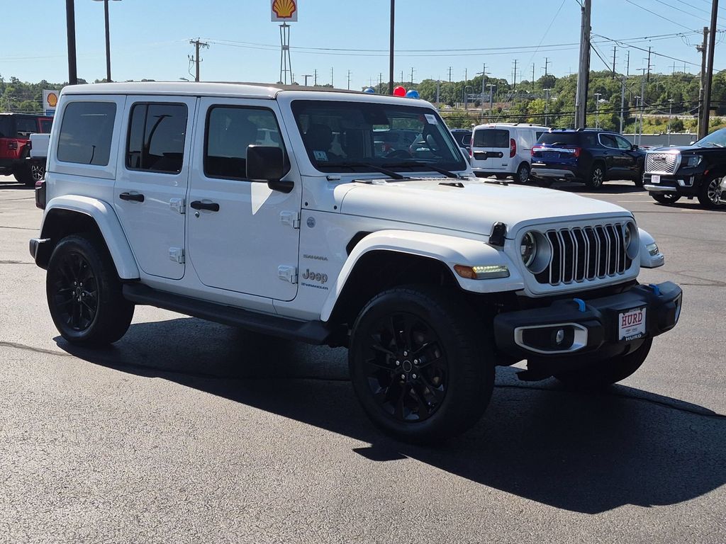 2024 Jeep Wrangler 4xe Sahara 4WD