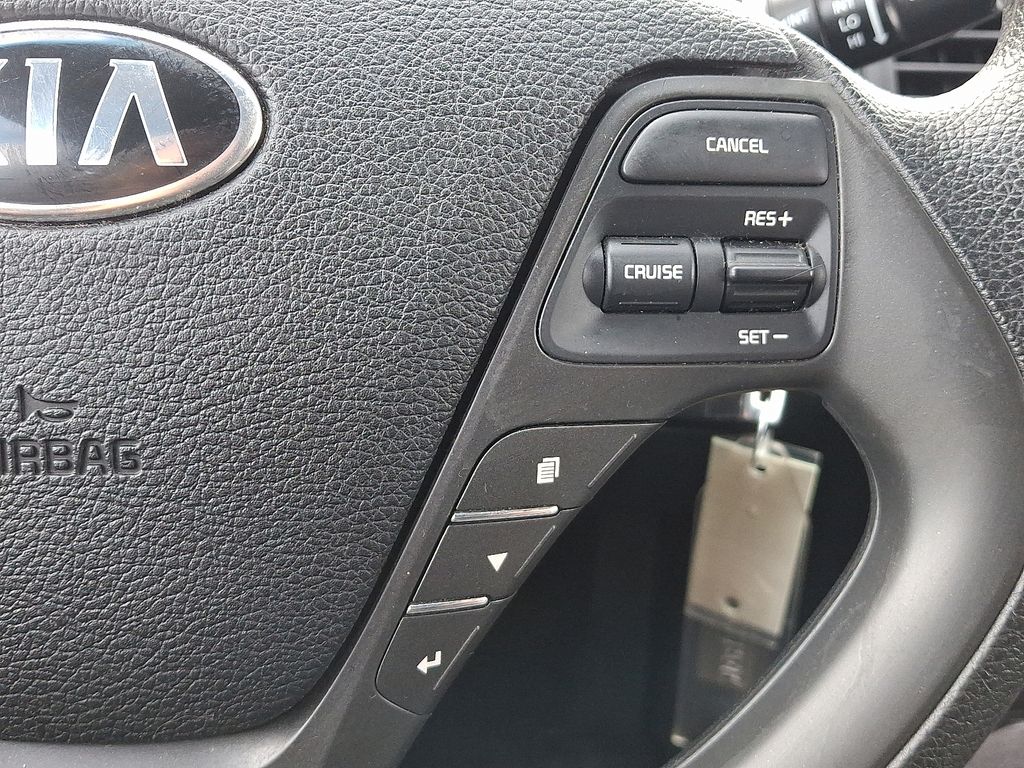 Thumbnail: 2018 Kia Forte - 21
