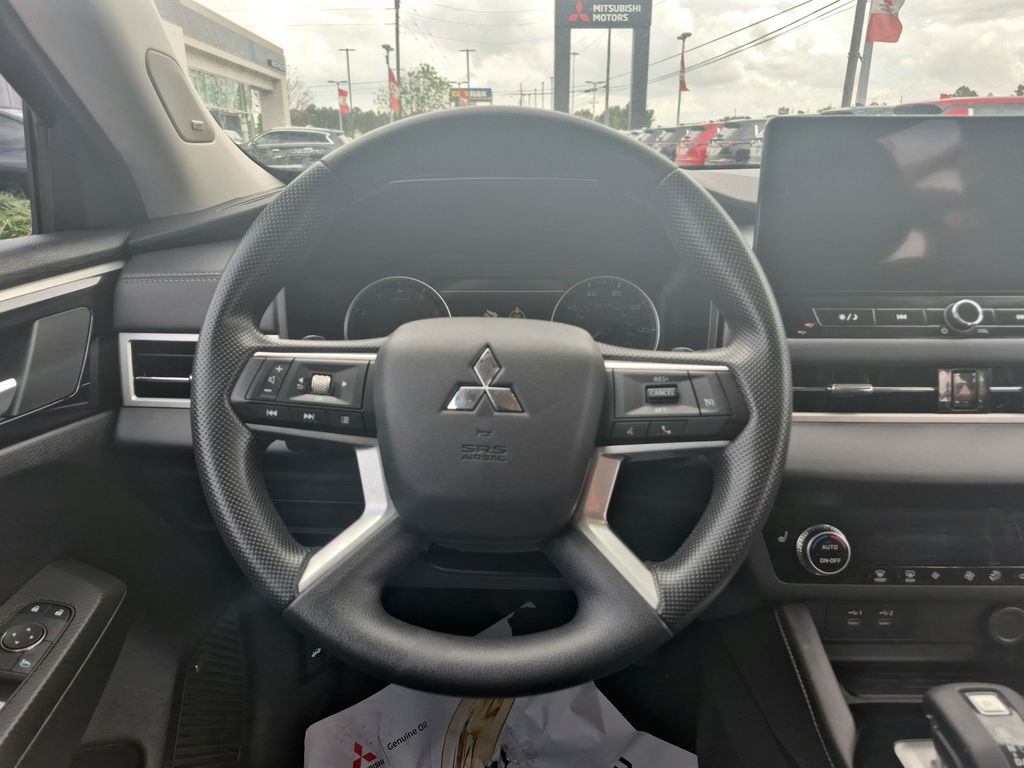 2025 Mitsubishi Outlander ES Black at Emmons Autoplex