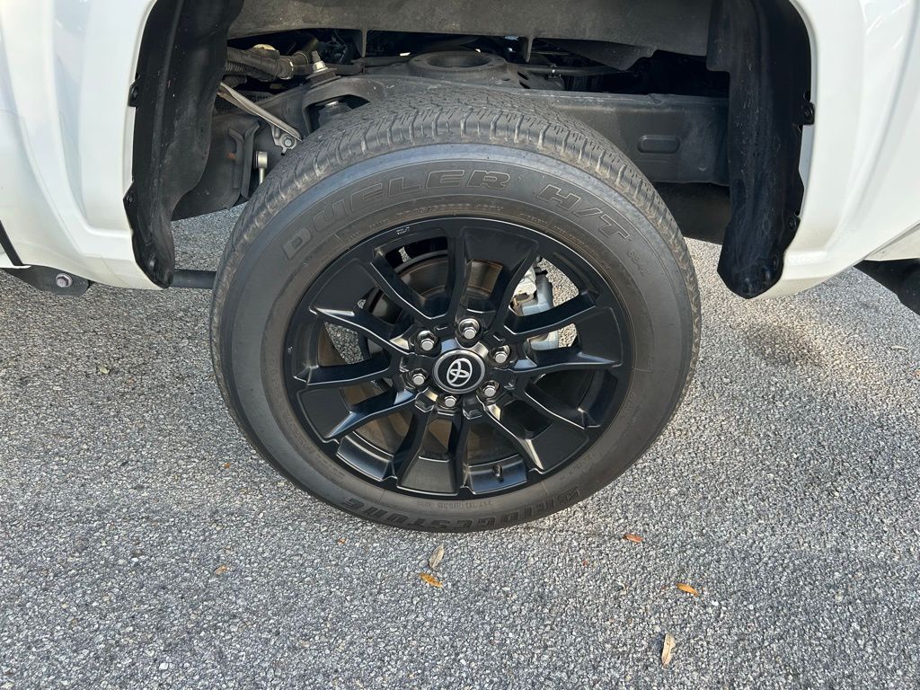 2024 Toyota Tacoma SR5 9