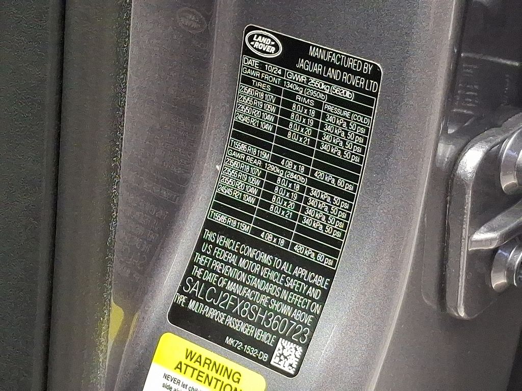 Thumbnail: 2025 Land Rover Discovery Sport - 28