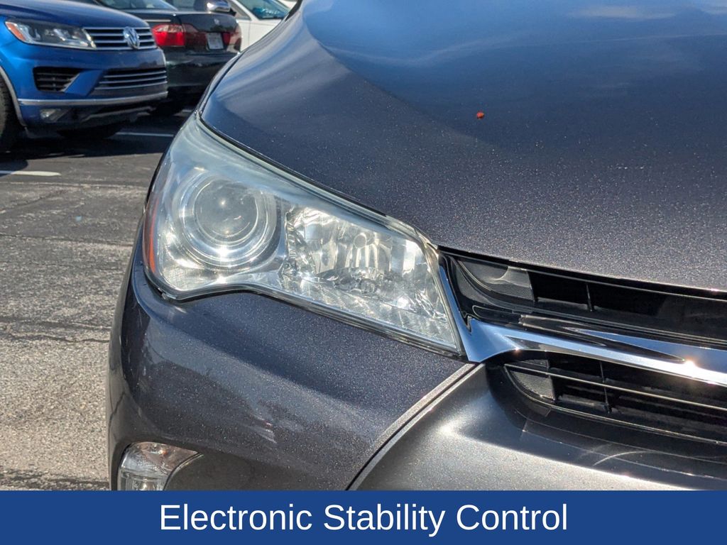 2016 Toyota Camry XLE