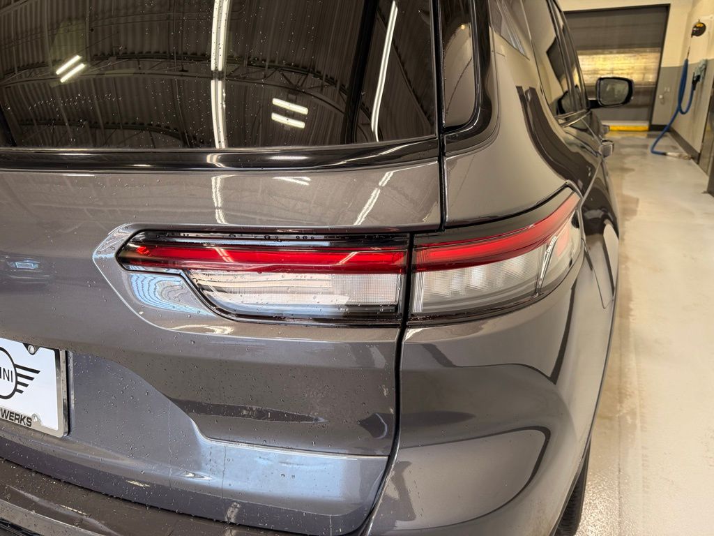2021 Jeep Grand Cherokee L Altitude 5
