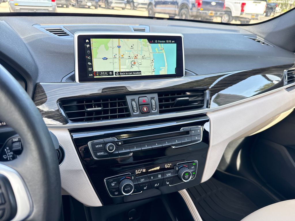 Used 2019 Silver BMW sDrive28i image 20
