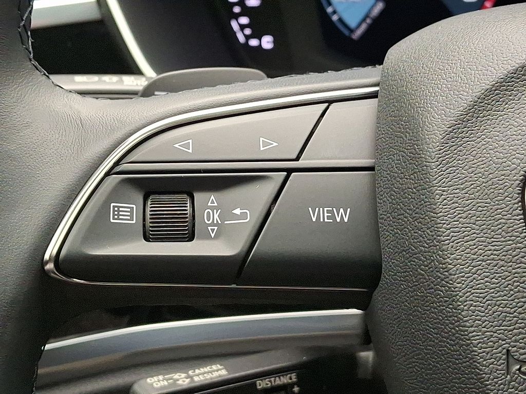 Thumbnail: 2022 Audi Q3 - 22