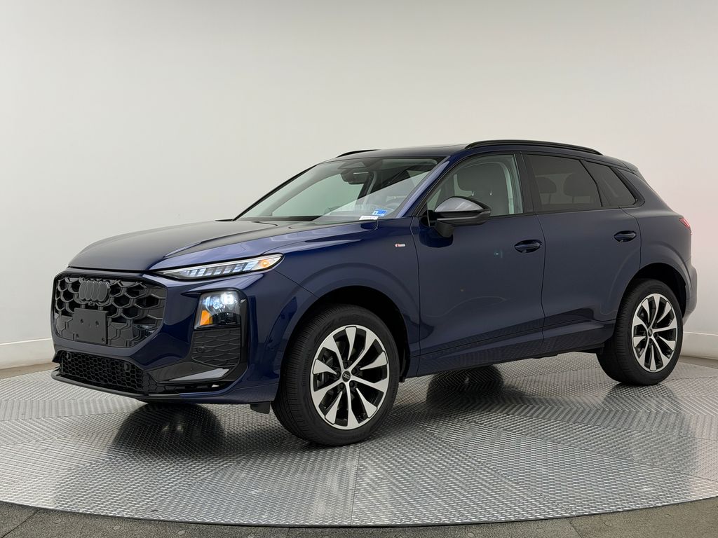 Thumbnail: 2026 Audi Q3 - 6