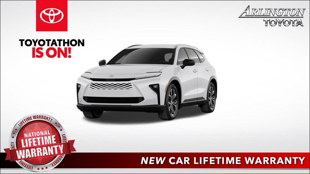 2025 Toyota Crown Signia XLE's photo