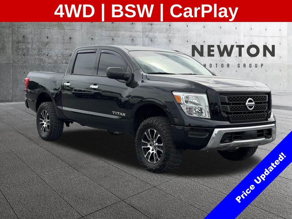 2021 Nissan Titan SV Crew Cab 4WD