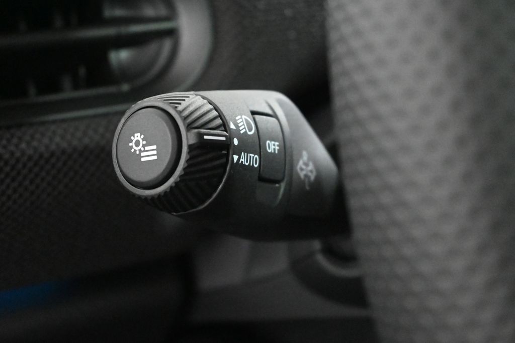 Thumbnail: 2026 MINI Cooper - 25