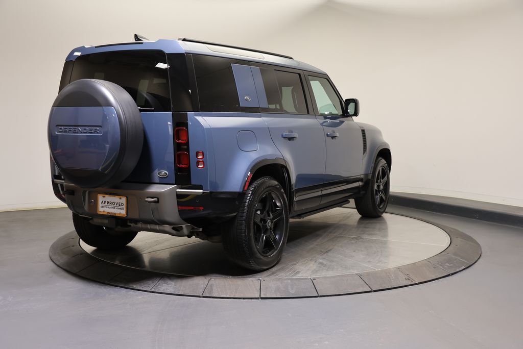 Thumbnail: 2022 Land Rover Defender - 5