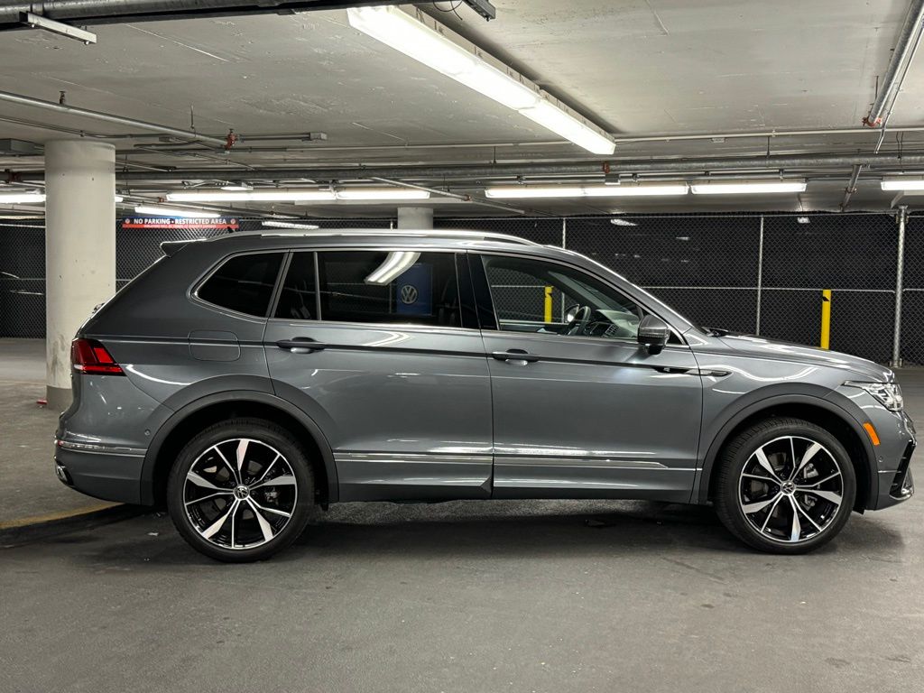 2023 Volkswagen Tiguan 2.0T SEL R-Line 37