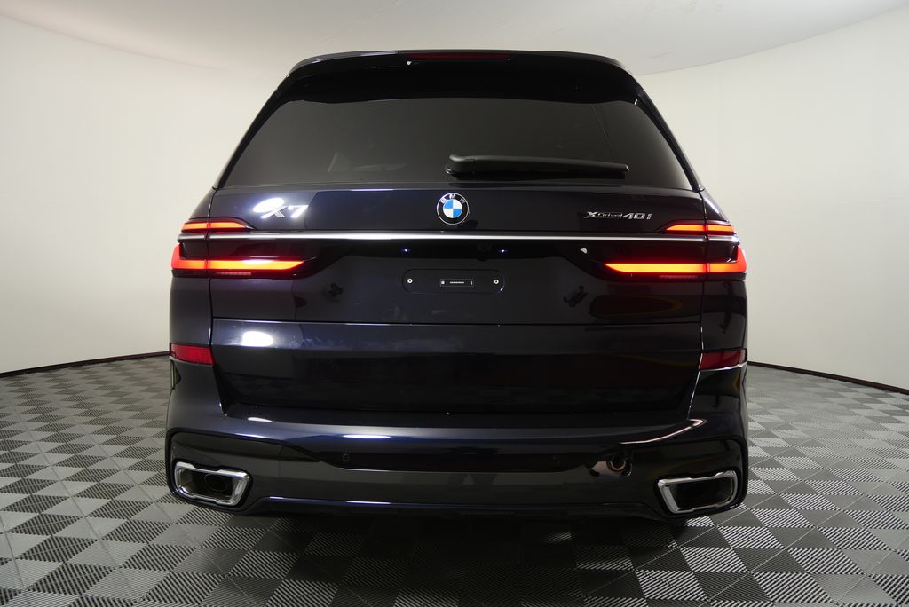 2026 BMW X7 xDrive40i 4