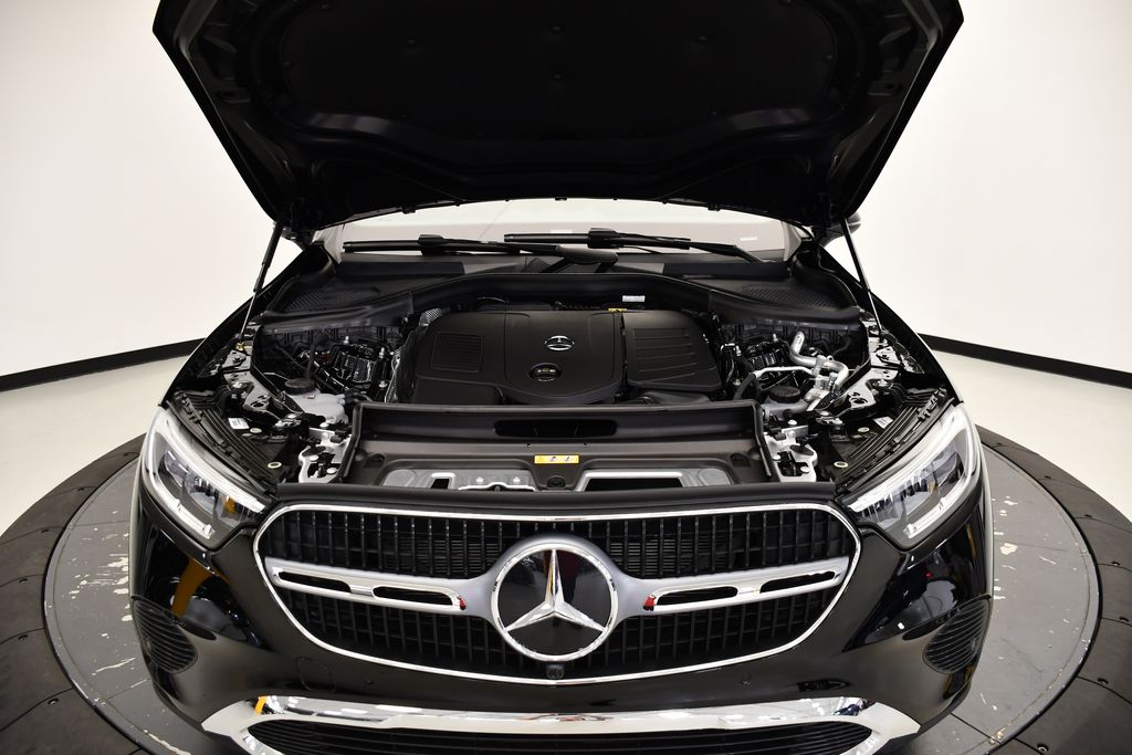 Thumbnail: 2025 Mercedes-Benz GLC - 12