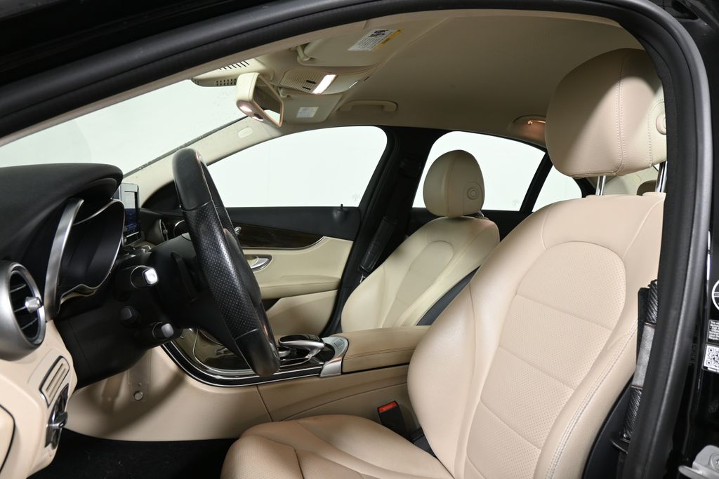 Thumbnail: 2015 Mercedes-Benz C-Class - 5