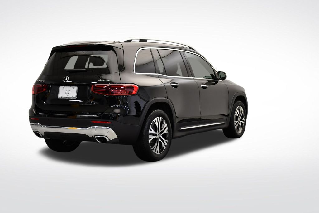 Thumbnail: 2026 Mercedes-Benz GLB - 5