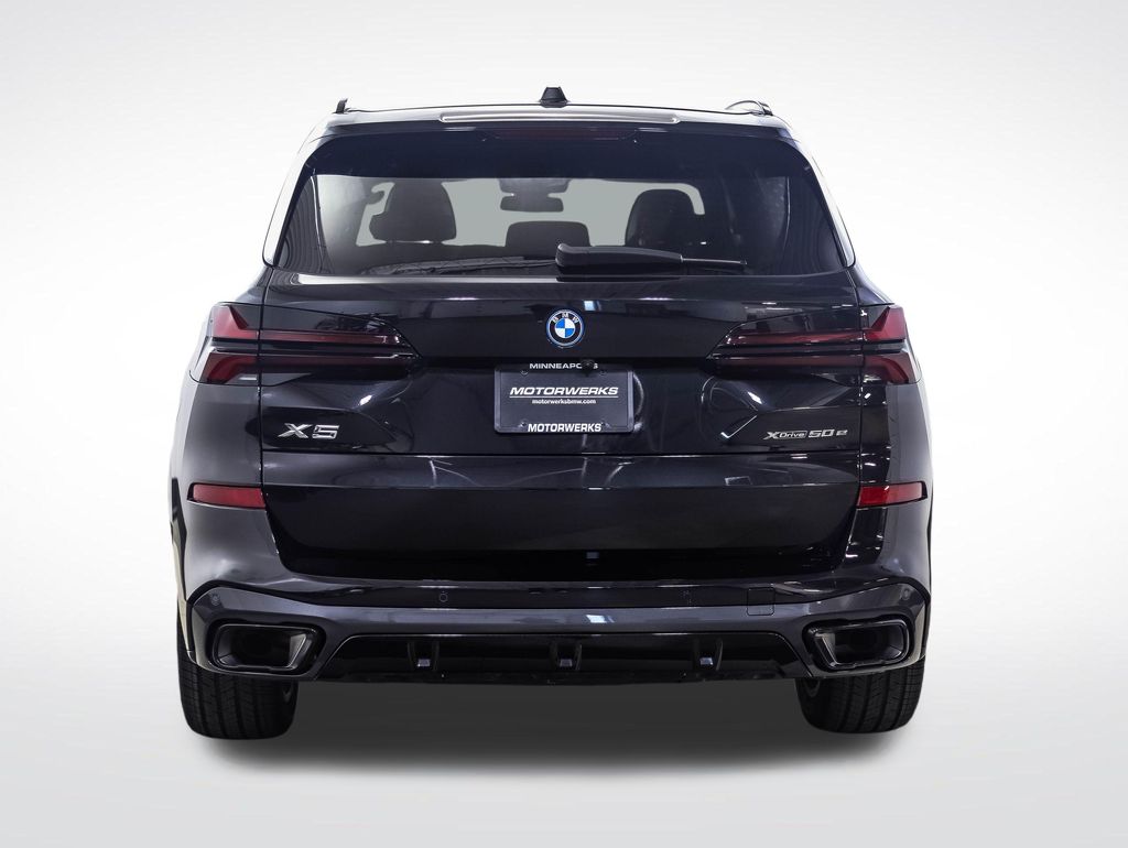 Thumbnail: 2024 BMW X5 - 4