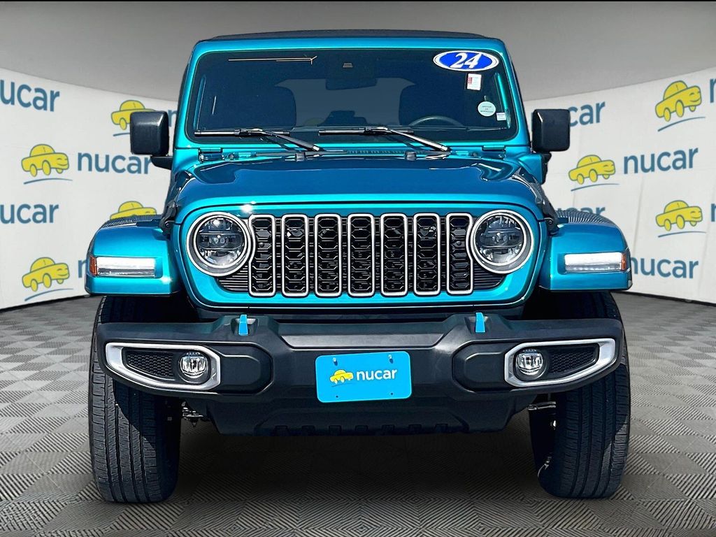 2024 Jeep Wrangler — photo 2