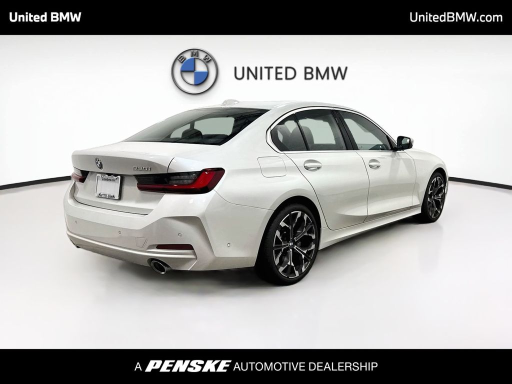 Thumbnail: 2025 BMW 3 Series - 5