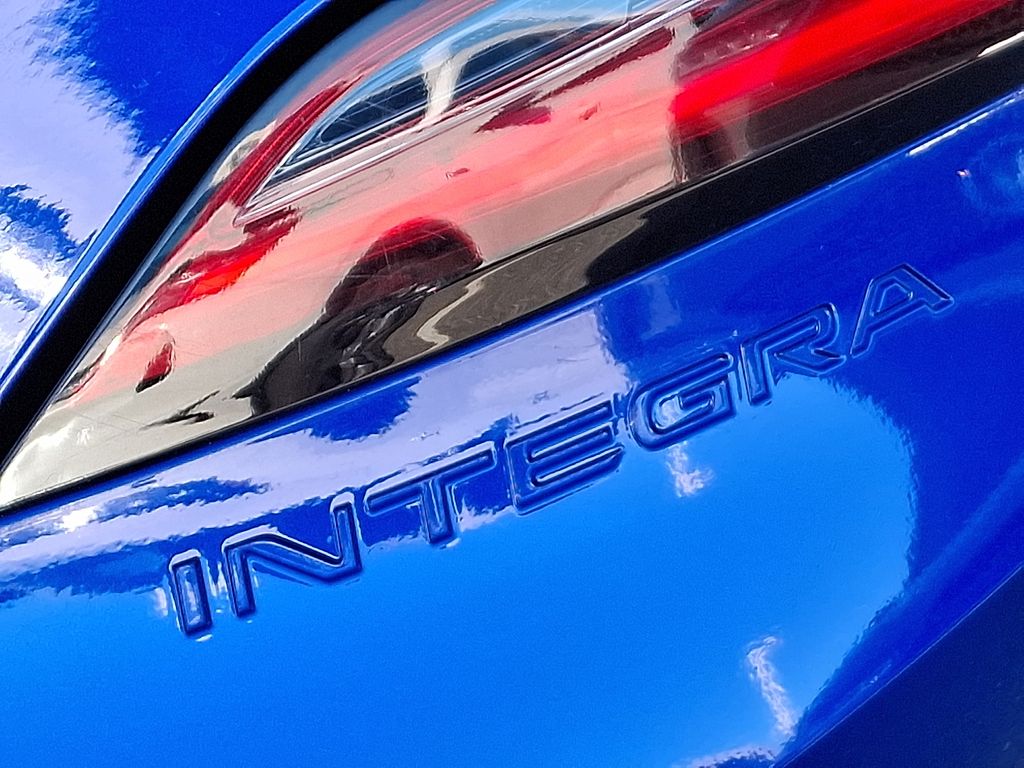 Thumbnail: 2023 Acura Integra - 31